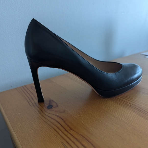 Stuart Weitzman black classic pump - Picture 5 of 5